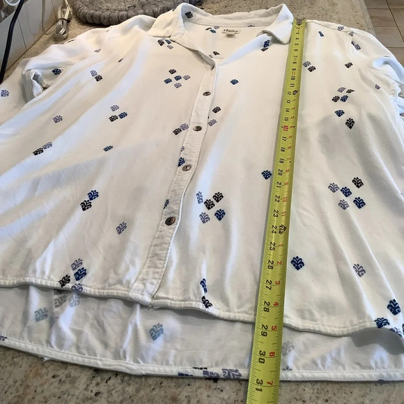 Hatley White Button Up Shirt Size XL - Picture 9 of 10